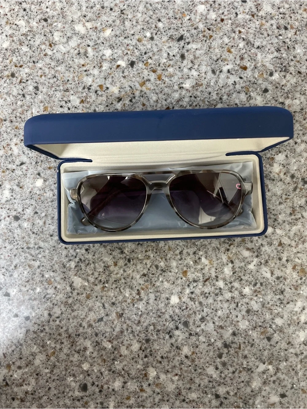 GAP Kids Aviator Sunglasses in Gray with Gradient Lenses